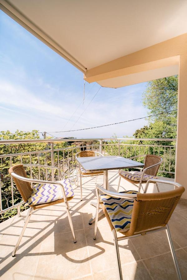 Villa Katharina Utjeha Bagian luar foto