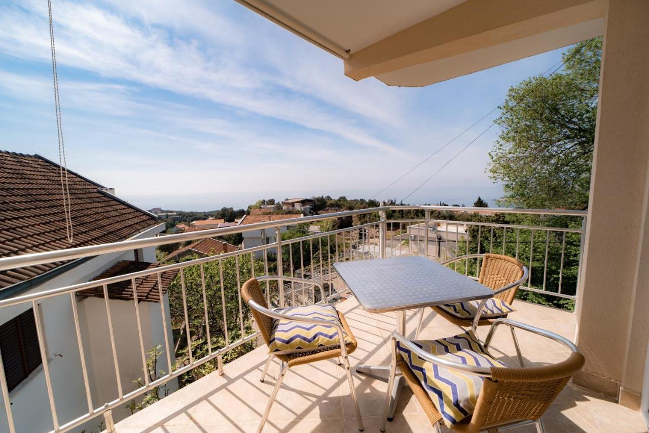 Villa Katharina Utjeha Bagian luar foto